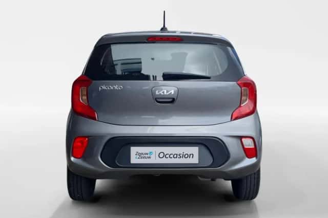 Kia Picanto (2022) thumbnail 6