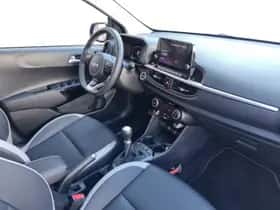 Kia Picanto (2025) thumbnail 3
