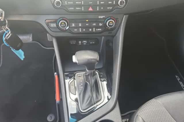 Kia Niro (2019) thumbnail 31