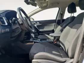 Kia Ceed Sportswagon (2022) thumbnail 15