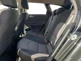 Kia Ceed Sportswagon (2022) thumbnail 19