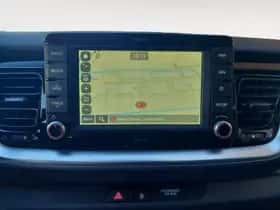 Kia Stonic (2019) thumbnail 26