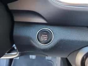 Kia Stonic (2019) thumbnail 32