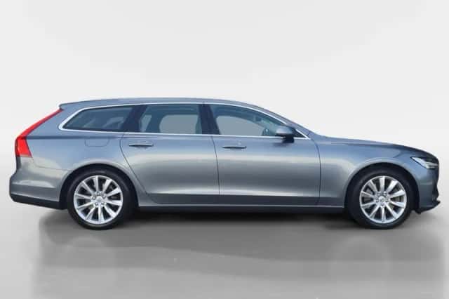 Volvo V90 (2018) thumbnail 4