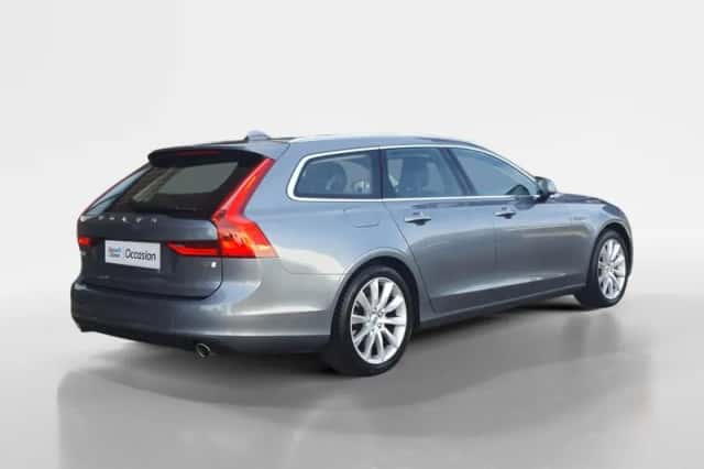 Volvo V90 (2018) thumbnail 5