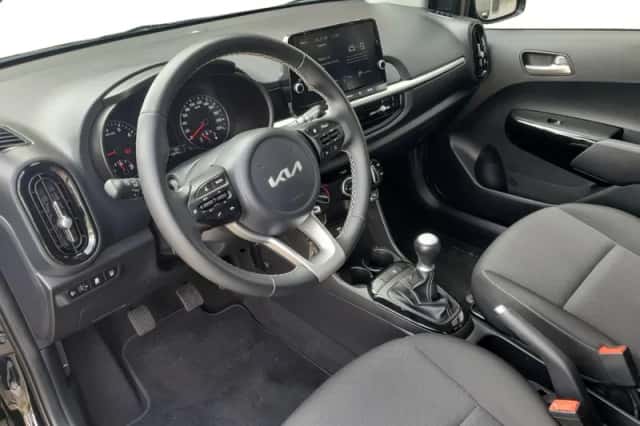 Kia Picanto (2023) thumbnail 12