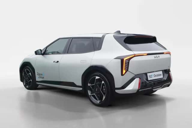 Kia EV4 (2025) thumbnail 7