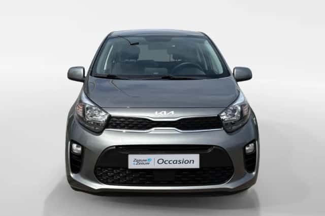 Kia Picanto (2022) thumbnail 2