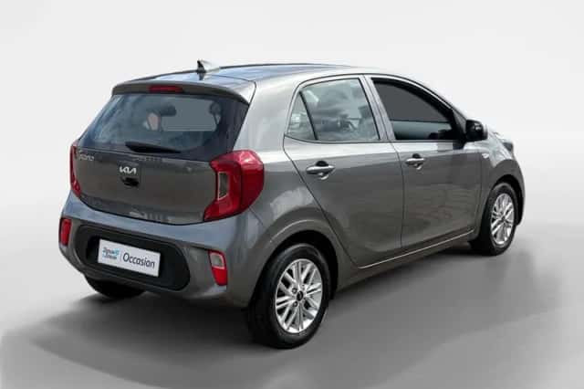 Kia Picanto (2022) thumbnail 5