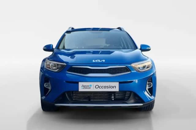 Kia Stonic (2023) thumbnail 2