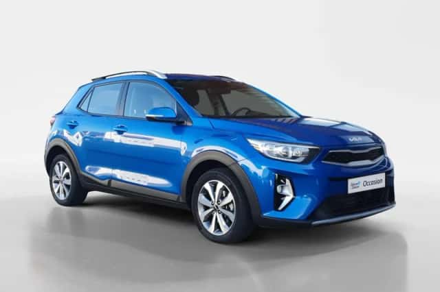 Kia Stonic (2023) thumbnail 3