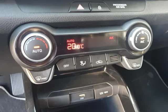 Kia Stonic (2023) thumbnail 29