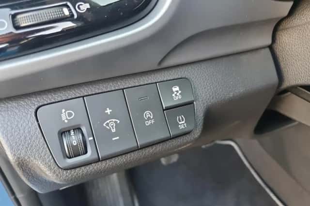 Kia Stonic (2023) thumbnail 31