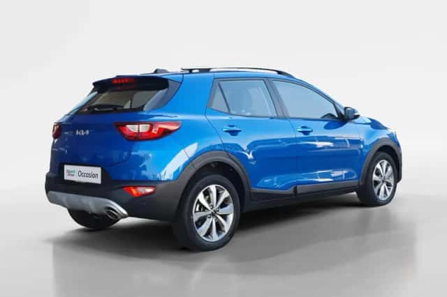 Kia Stonic (2023) thumbnail 5