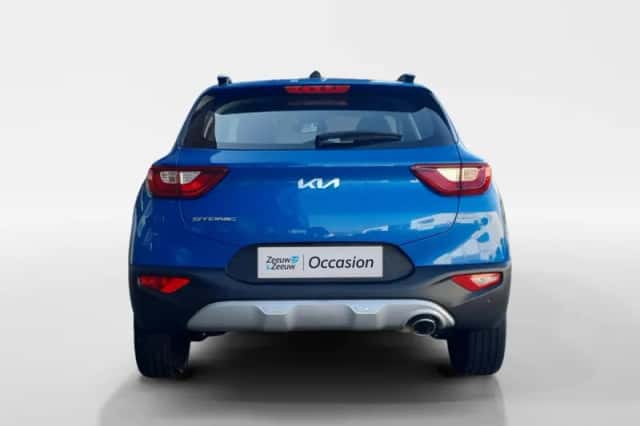 Kia Stonic (2023) thumbnail 6