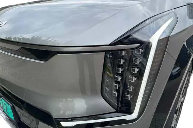 Kia EV9 (2026) thumbnail 10