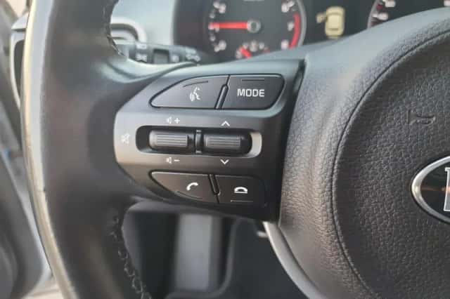 Kia Stonic (2021) thumbnail 21