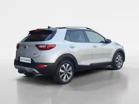 Kia Stonic (2021) thumbnail 5