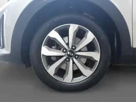 Kia Stonic (2021) thumbnail 8
