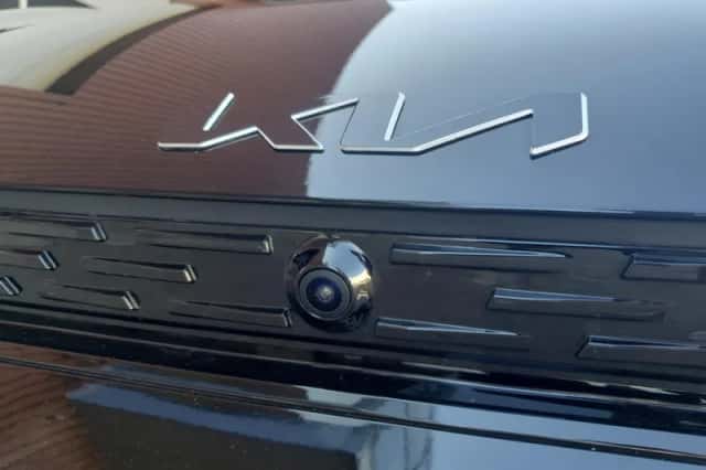 Kia EV6 (2024) thumbnail 16