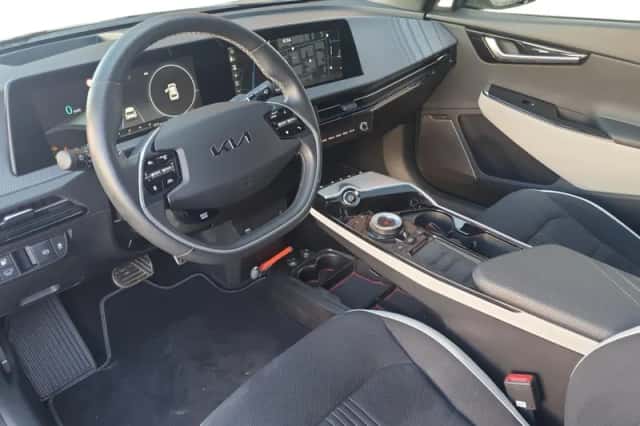 Kia EV6 (2024) thumbnail 21