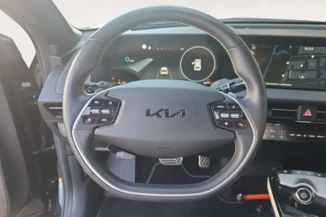 Kia EV6 (2024) thumbnail 26