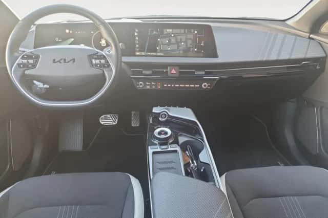 Kia EV6 (2024) thumbnail 30