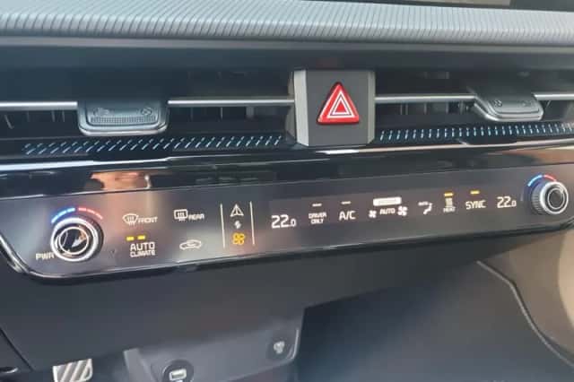Kia EV6 (2024) thumbnail 34