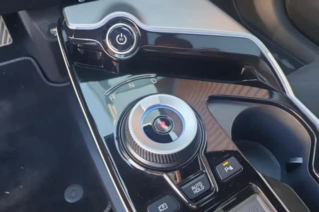 Kia EV6 (2024) thumbnail 36