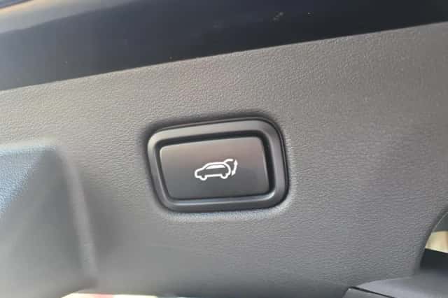 Kia EV6 (2024) thumbnail 10