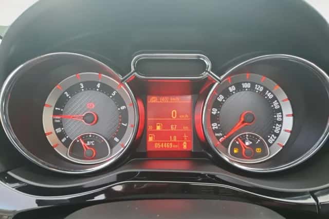 Opel Adam (2019) thumbnail 24