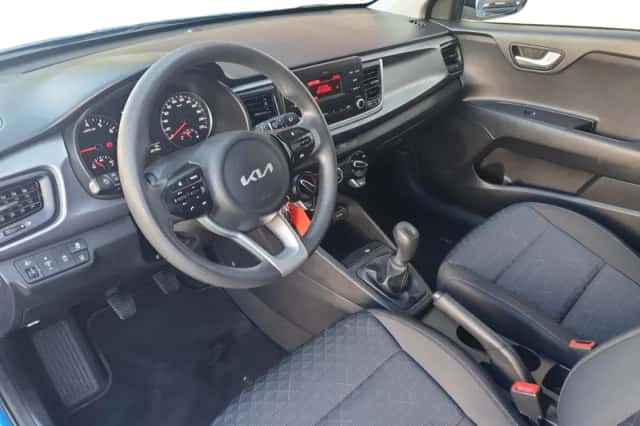 Kia Rio (2022) thumbnail 13