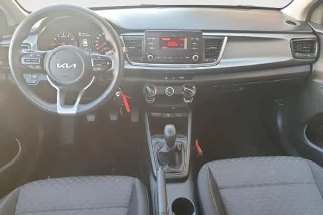 Kia Rio (2022) thumbnail 21