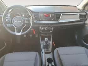 Kia Rio (2022) thumbnail 21