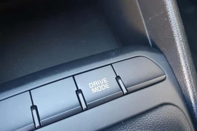 Kia Rio (2022) thumbnail 27