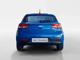Kia Rio (2022) thumbnail 6