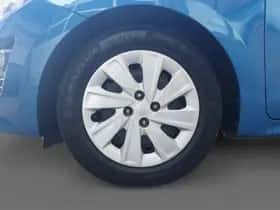 Kia Rio (2022) thumbnail 8