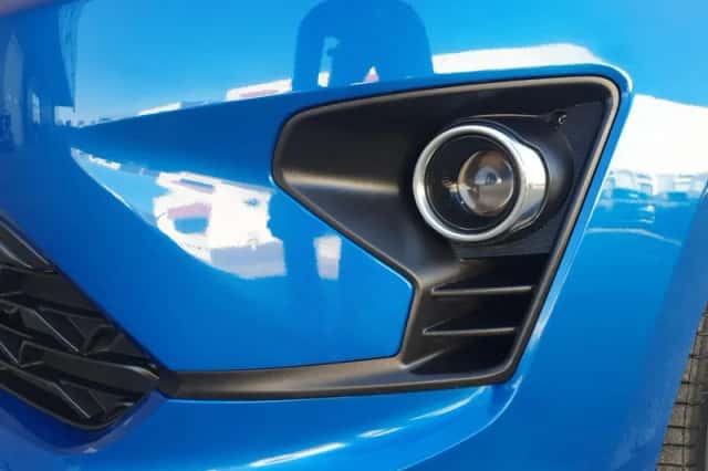Kia Rio (2022) thumbnail 10