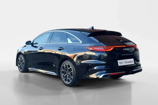 Kia Proceed (2024) thumbnail 7