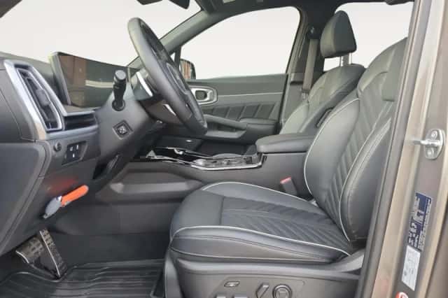 Kia Sorento (2025) thumbnail 18