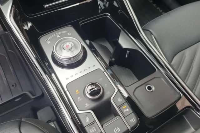 Kia Sorento (2025) thumbnail 37