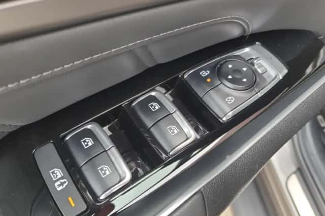 Kia Sorento (2025) thumbnail 42