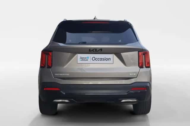 Kia Sorento (2025) thumbnail 6