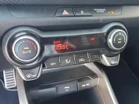 Kia Stonic (2025) thumbnail 31