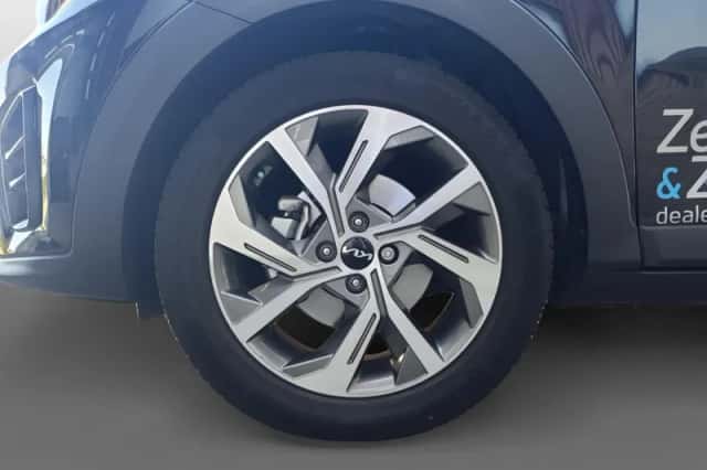 Kia Stonic (2025) thumbnail 8