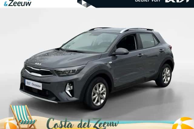 Kia Stonic (2023) thumbnail 1