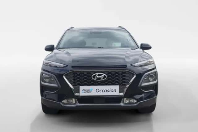 Hyundai Kona (2019) thumbnail 2
