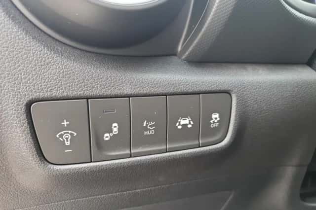 Hyundai Kona (2019) thumbnail 31