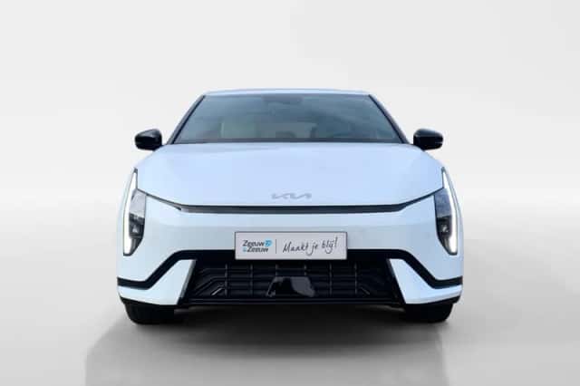 Kia EV4 (2026) thumbnail 8