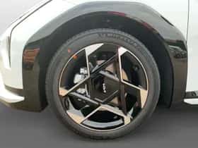 Kia EV4 (2026) thumbnail 9